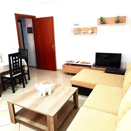 Atlantis Apartments Sarandë Buitenkant foto