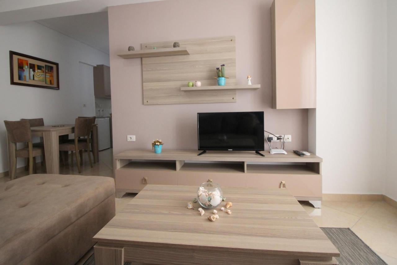 Atlantis Apartments Sarandë Buitenkant foto