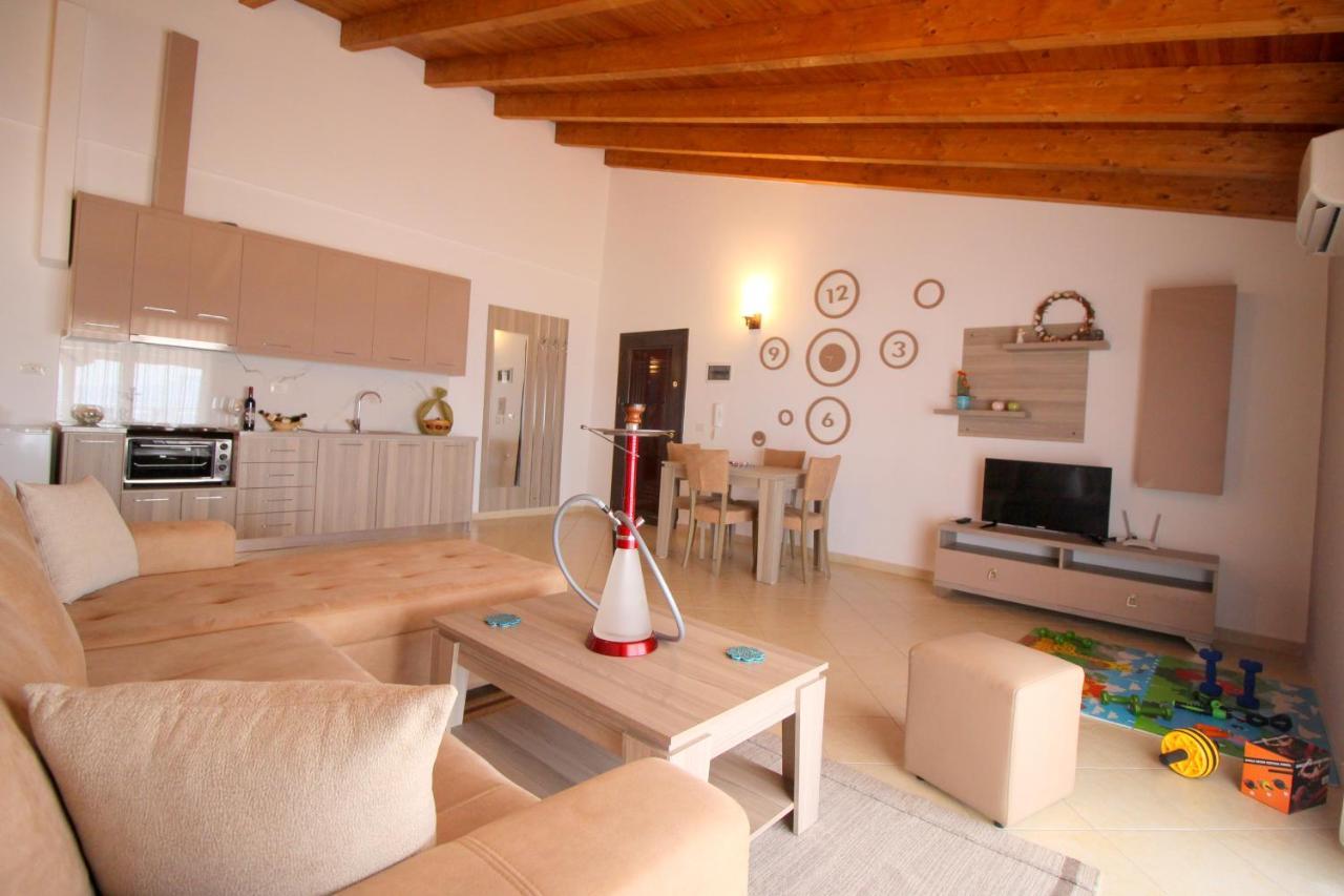 Atlantis Apartments Sarandë Buitenkant foto