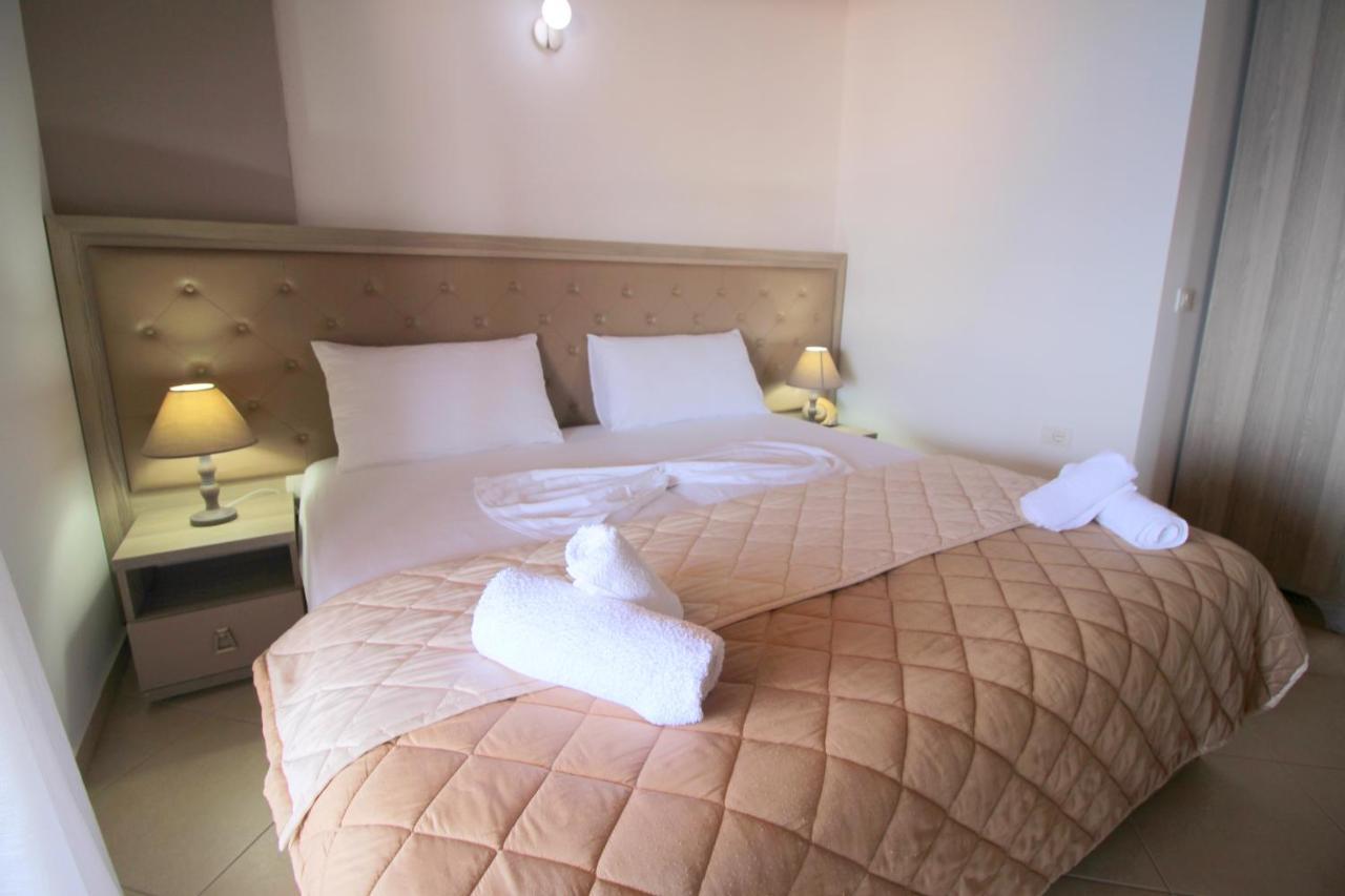 Atlantis Apartments Sarandë Buitenkant foto