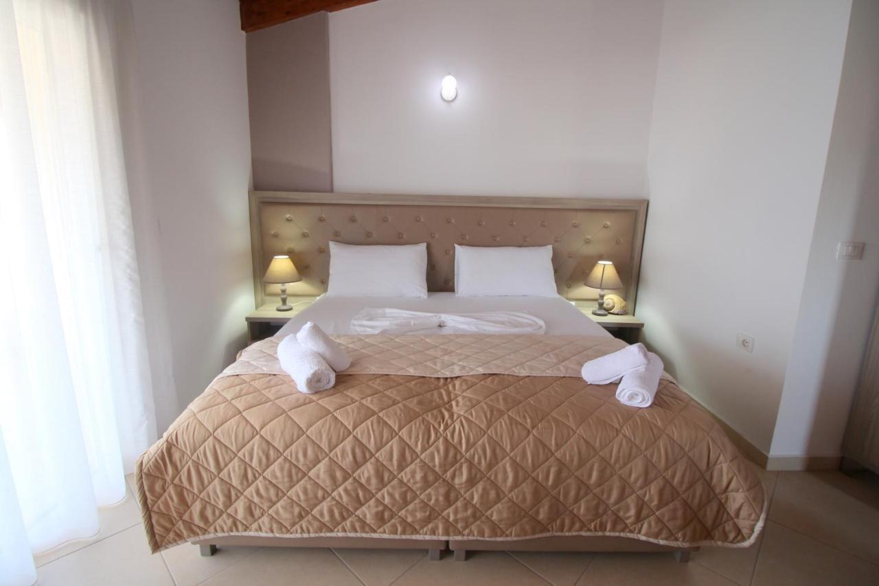 Atlantis Apartments Sarandë Buitenkant foto